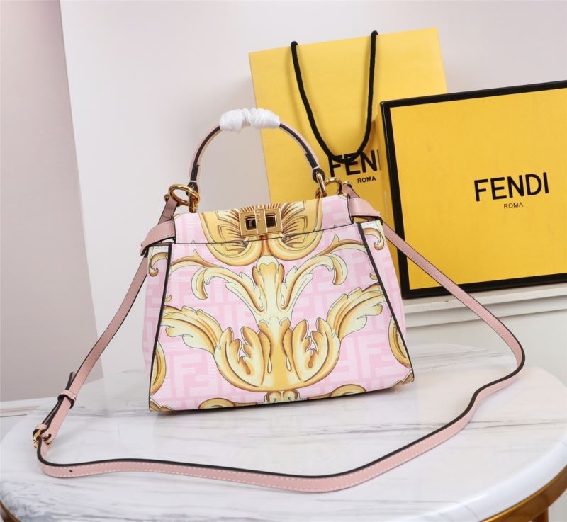 Fendi Peekaboo Bags - Click Image to Close